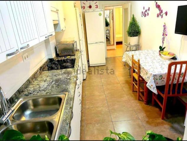 Oportunidad de Inversión en Elche: Piso Rentable. photo 0