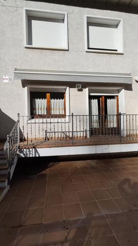 Unifamiliar adosada - Ripoll photo 0
