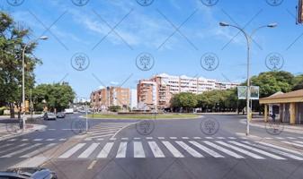 Se vende piso en la Avenida Pío XII, Huelva capital. photo 0