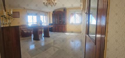 ¡Se vende piso en la avda. Andalucía, Huelva capital! photo 0