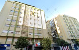 Listo para entrar a vivir: piso reformado con garaje y balcón photo 0