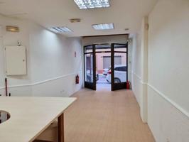 Local comercial con altillo en zona Zapatillera, Elche photo 0