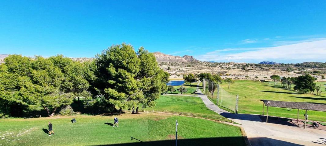Bungalow de 2 plantas en Alenda Golf, Monforte del Cid. photo 0