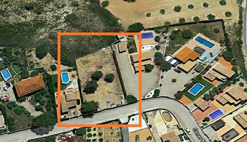 Parcela urbana de 1.033 m2 en situada en la urbanización Balcón de Montroy (Montroy) photo 0