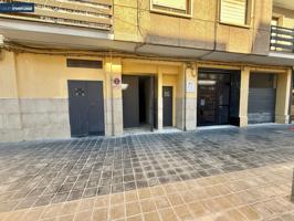 Local comercial en alquiler situado en calle Trafalgar de Quart de Poblet photo 0