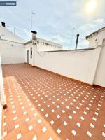 1º piso de casa urbana, con terraza, en un edificio histórico, de Quart de Poblet photo 0