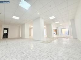 Local comercial reformado de 508m2 en edificio modernista en zona Menendez y Pelayo de Alfafar photo 0
