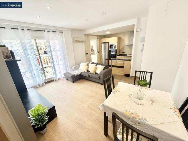 Ático con ascensor, situado en zona calle Mayor de Paterna photo 0