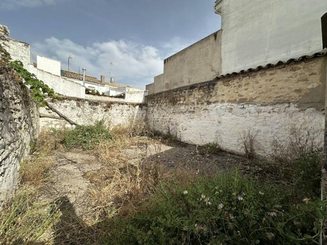 SE VENDE CASA PARA REFORMAR EN SABIOTE photo 0