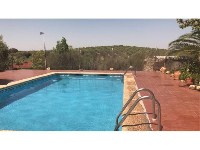 SE VENDE PRECIOSO CHALET EN CALLE ACACIA photo 0