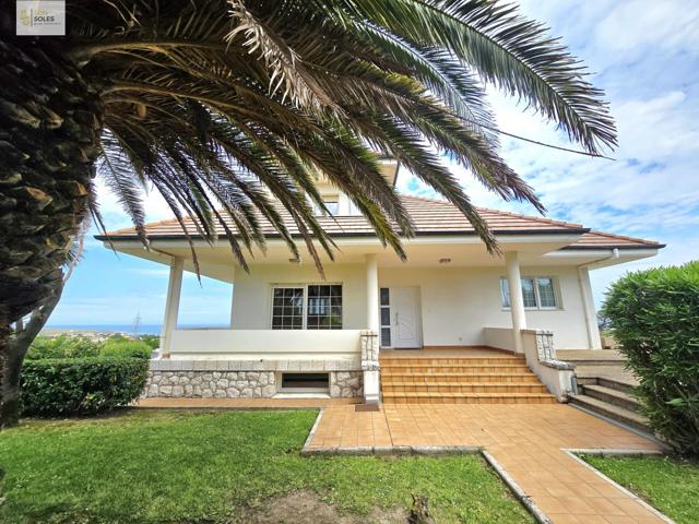 IMPRESIONANTE CHALET INDIVIDUAL EN MONTE (SANTANDER) photo 0