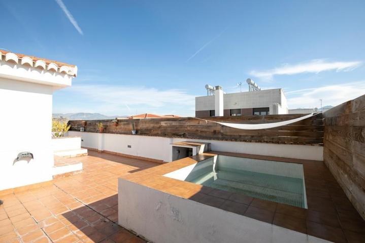 !!Espectacular ático en Armilla con piscina propia y terraza de 110 metros!! photo 0