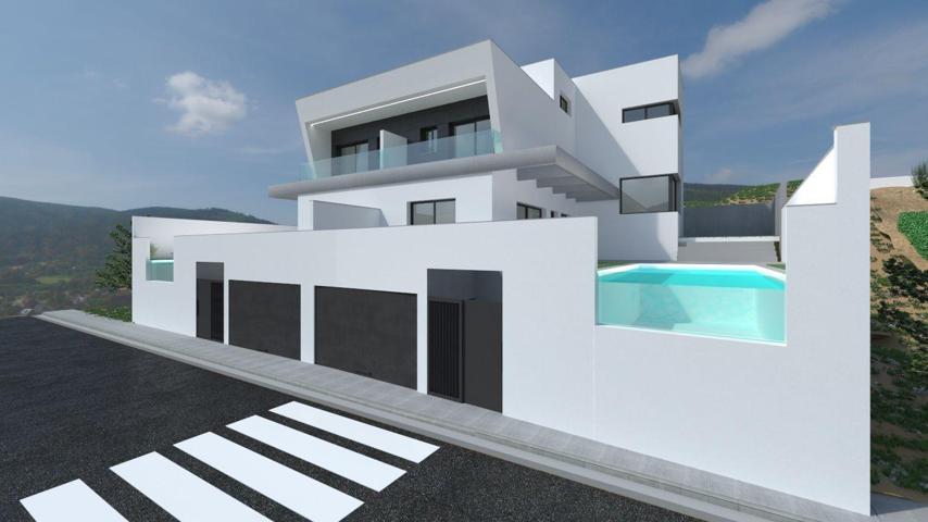 PARCELA CON PROYECTO VISADO photo 0