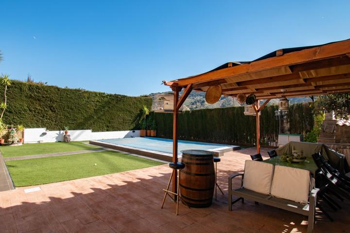 CHALET CON PISCINA EN LOS PINILLOS photo 0