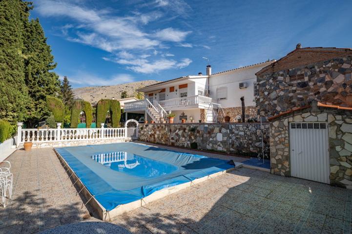 CHALET CON PISCINA CON PISCINA EN ALFACAR photo 0