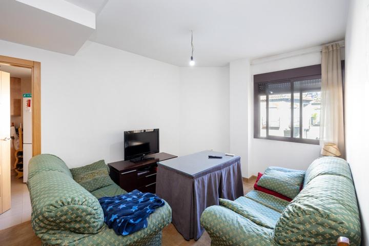 PISO CON GARAJE Y TRASTERO EN MONACHIL photo 0