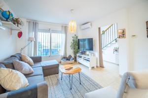 CASA DE 3 DORMITORIOS EN MONACHIL photo 0