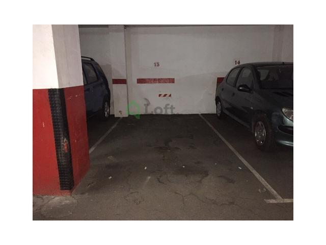 Parking En venta en Badajoz photo 0
