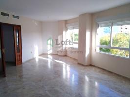 Piso En venta en Badajoz photo 0