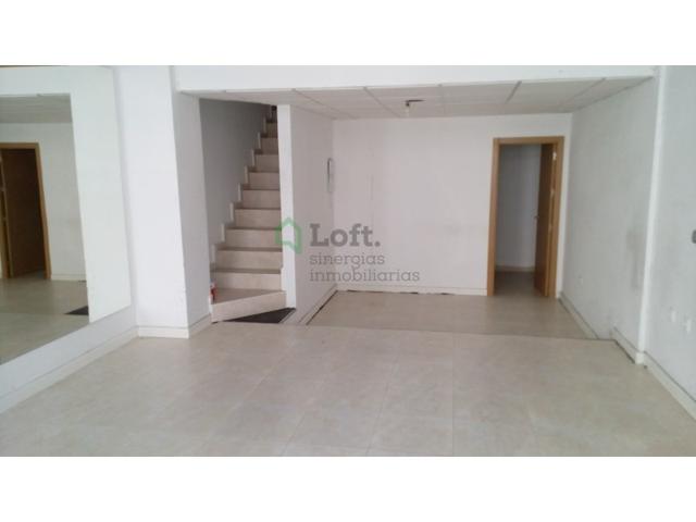 Local En venta en Badajoz photo 0