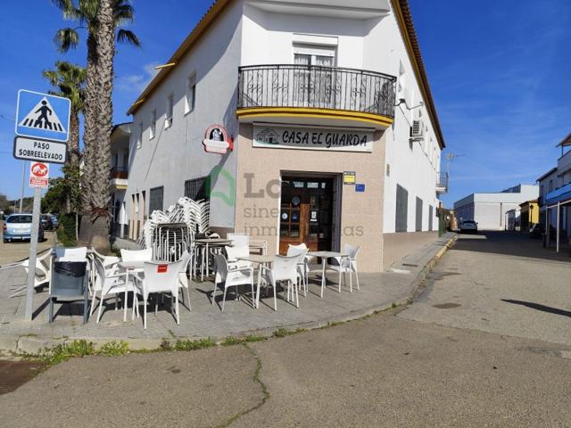 Local En venta en Barcarrota photo 0