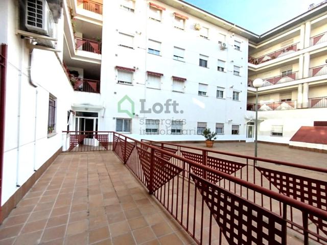 Piso En venta en Badajoz photo 0