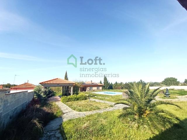 Piso En venta en Dehesilla De Calamón, Badajoz photo 0