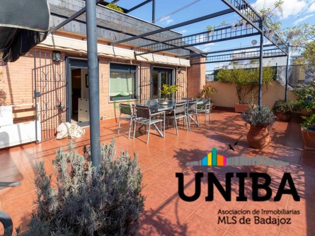 Piso En venta en Badajoz photo 0