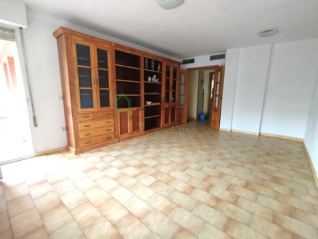 Piso En venta en Badajoz photo 0
