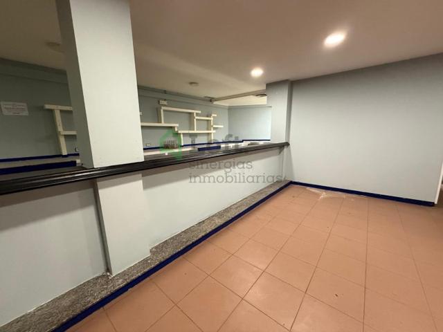 Local En venta en Badajoz photo 0