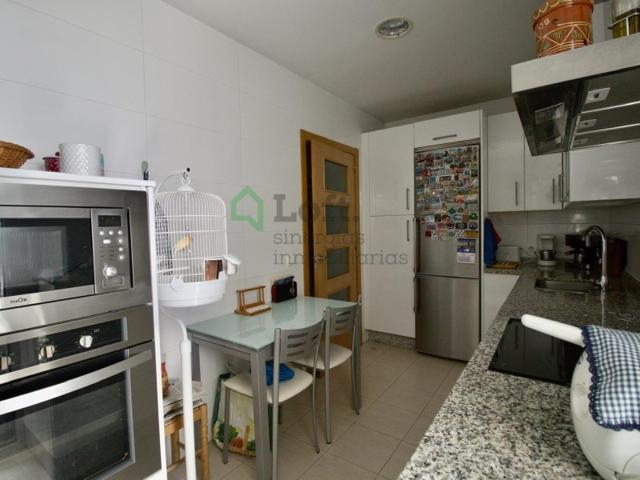 Piso En venta en María Auxiliadora, Badajoz photo 0