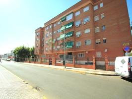 Piso En venta en Badajoz photo 0