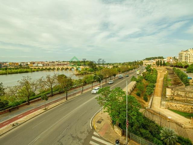 Piso En venta en Badajoz photo 0