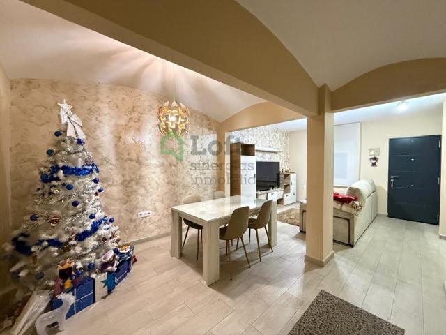 Casa En venta en Badajoz photo 0