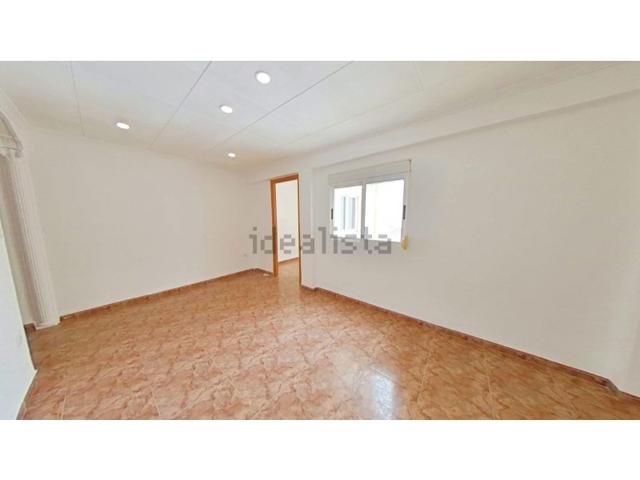 Piso En alquiler en Manises photo 0
