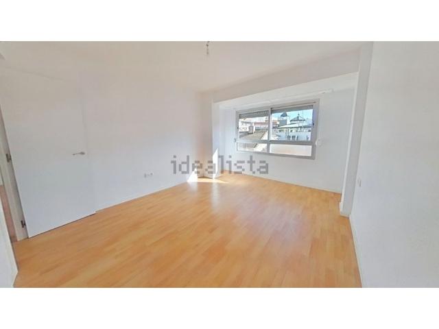 Piso En venta en Mont-Olivet, Valencia photo 0