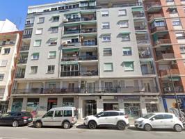 Local En alquiler en Valencia photo 0