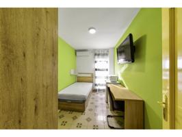 Habitacion en alquiler en Centro-Arroyo-La Fuente photo 0