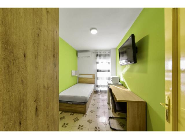 Habitacion en alquiler en Centro-Arroyo-La Fuente photo 0