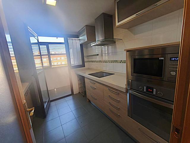 Alquiler de piso en Parla Este photo 0