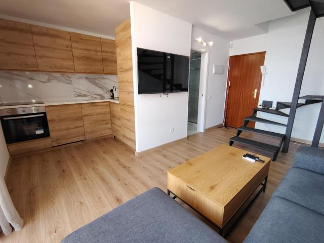 Bonito dúplex de 3 dormitorios reciéntemente reformado en San Fernando photo 0