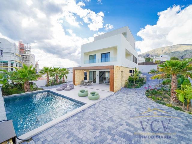 Villa En venta en Finestrat photo 0