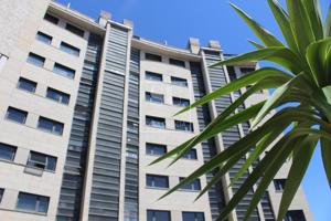 Exclusivo apartamento con maravillosas vistas al mar y piscina comunitaria! photo 0