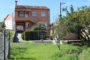 Casa con dos viviendas independientes con ideal ubicación!! photo 0