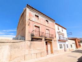CASA PARA REFORMAR CON MUCHAS POSIBILIDADES photo 0