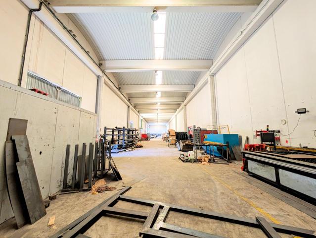 NAVE INDUSTRIAL EN CAMARLES photo 0
