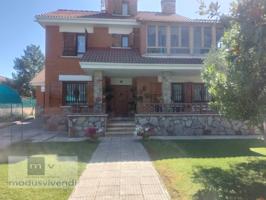 Piso En venta en Valdefresno photo 0