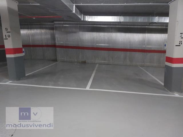 Parking En alquiler en León photo 0