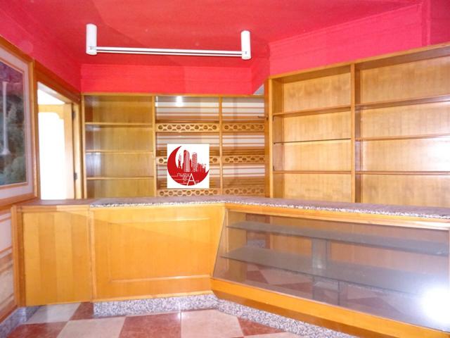 ¡ Local comercial en venta en Bº de La Concepción ! photo 0