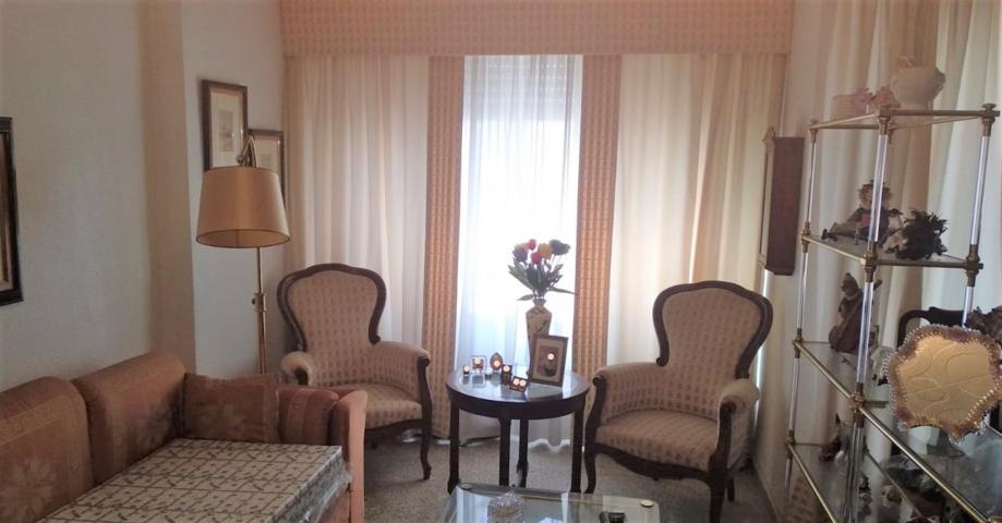 ¡Se vende piso para reformar de 3 dormitorios, 2 baños en zona Alameda San Antón! photo 0